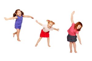 dansende-meisjes-1024x683_1920x1280x